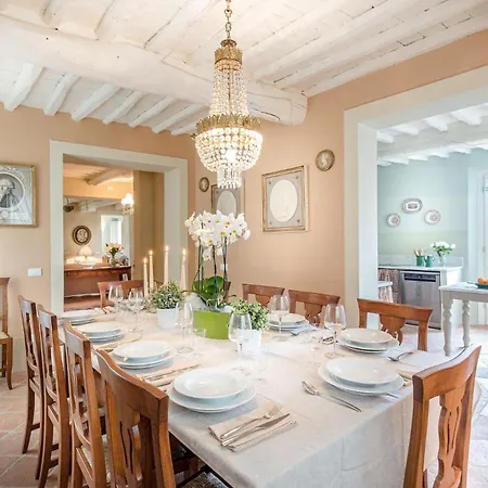 Principessa Elisa, Amazing Views, & Private Pool * Capannori