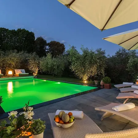 Principessa Elisa, Amazing Views, & Private Pool * Capannori