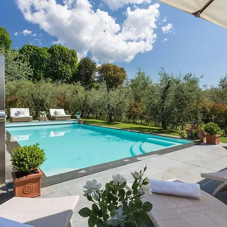 Principessa Elisa, Amazing Views, & Private Pool Willa