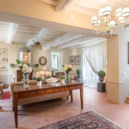 Willa Principessa Elisa, Amazing Views, & Private Pool Capannori